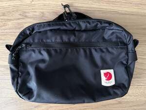 Fjällräven High Coast Crossbody Bag in Black